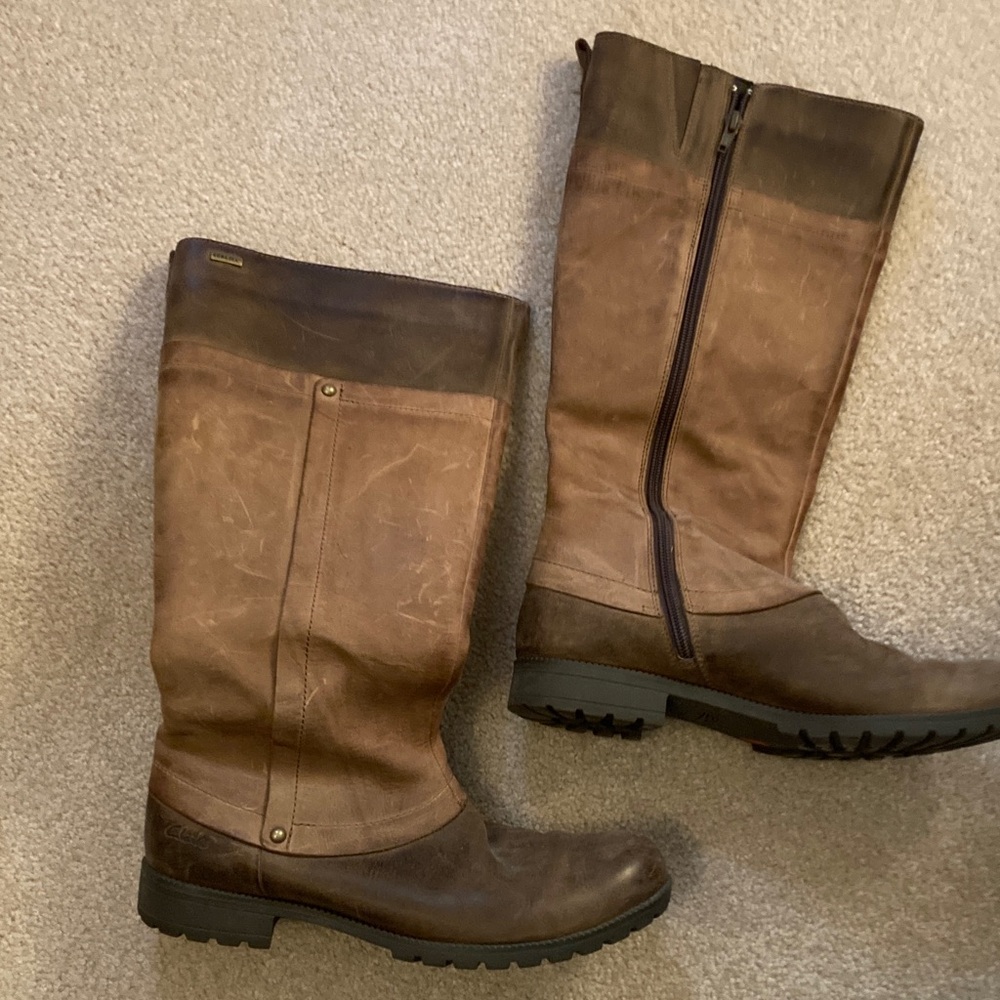 GORE-TEX Brown Leather Boots. Excellent condition. Size 9 1/2 US.